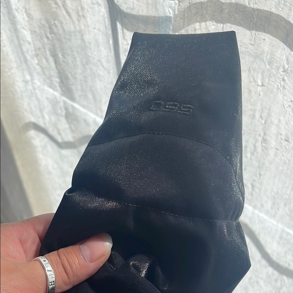 The North Face Black Puffer Jacket - Picture 12 of 14